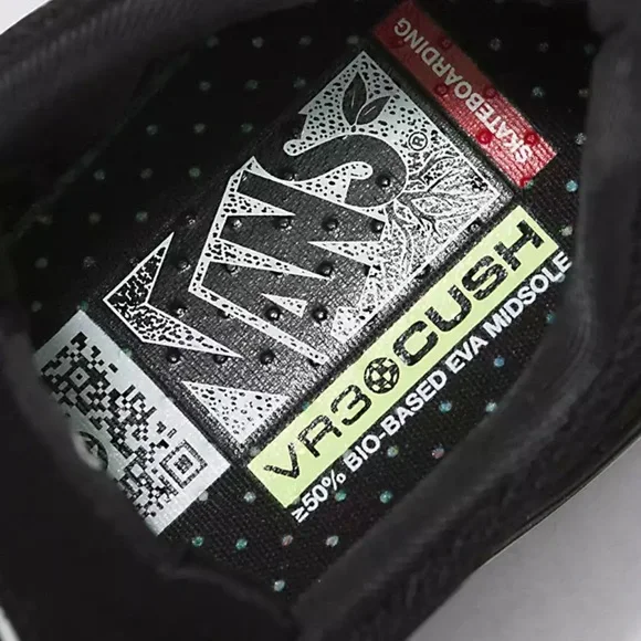 Vans Men’s ZahbaBlack/WhiteVN0007QQBA2Sneakers